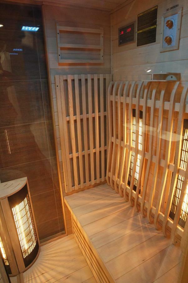 Villa Summer Dream With Heated Pool, Sauna And Jacuzzi