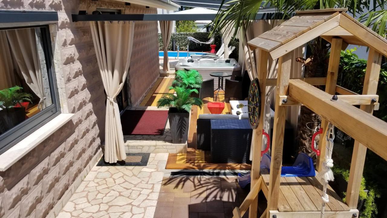 Summer Dream With Heated Pool, Sauna And Jacuzzi Malinska